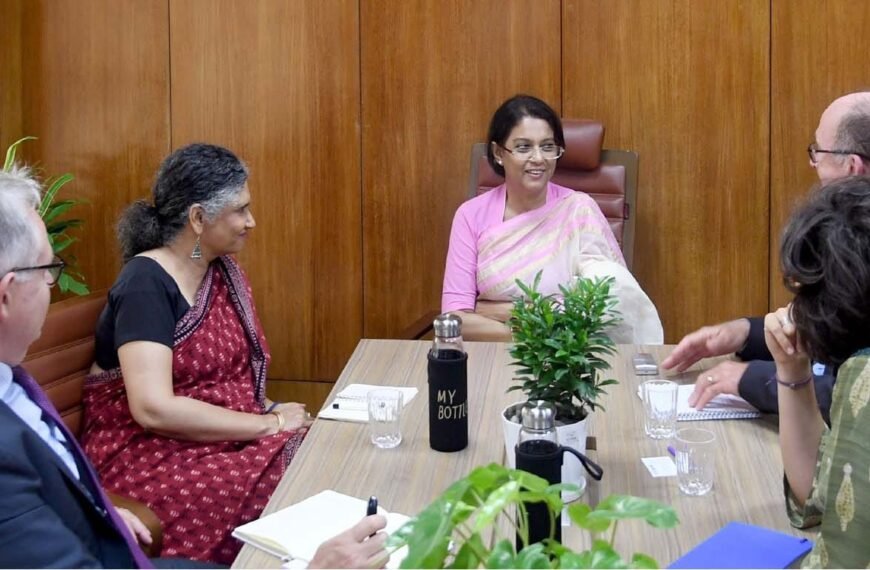 Environment Advisor and UN Delegation discuss advancing Human Rights in Bangladesh.