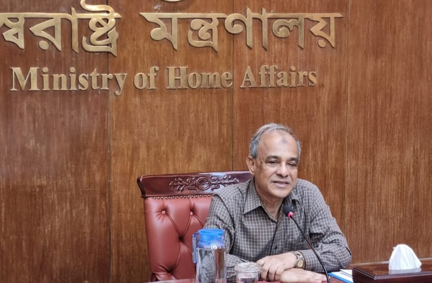 Home Adviser asks police to erase public resentment towards them