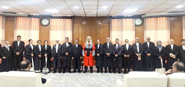 Newly-appointed High Court judges take oath