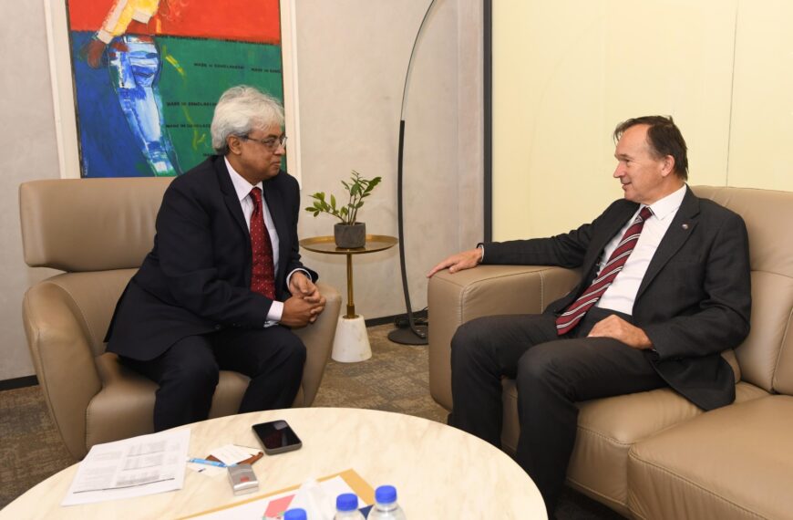 Dutch Ambassador to Bangladesh meets BGMEA Administrator