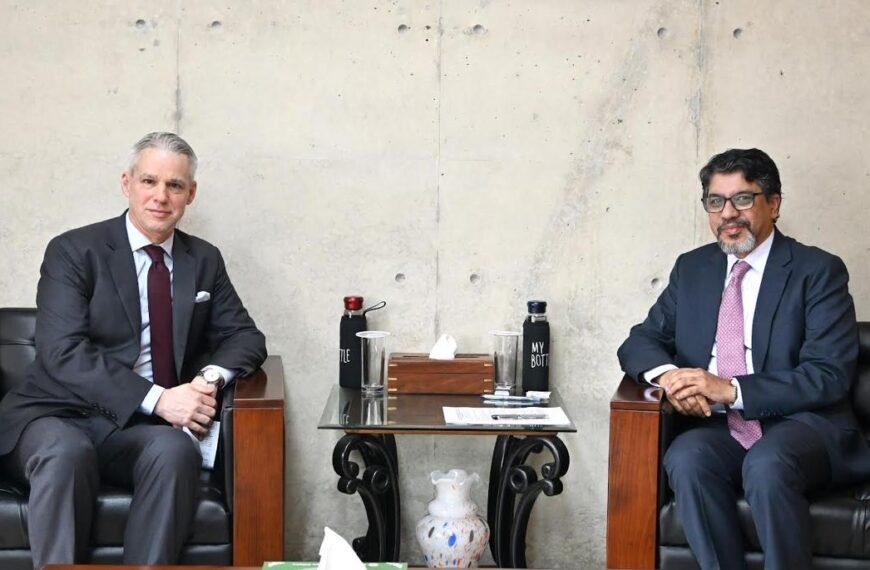 Swiss Ambassador Meets Foreign Secretary to Discuss Strengthening Bangladesh-Switzerland Relations