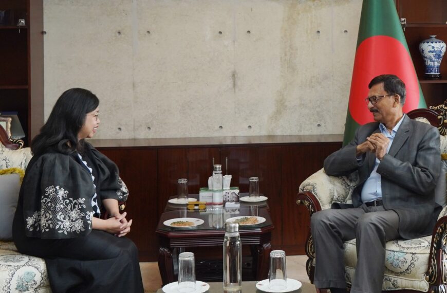 Newly appointed Philippines Ambassador to Bangladesh paid a courtesy call on Foreign Adviser