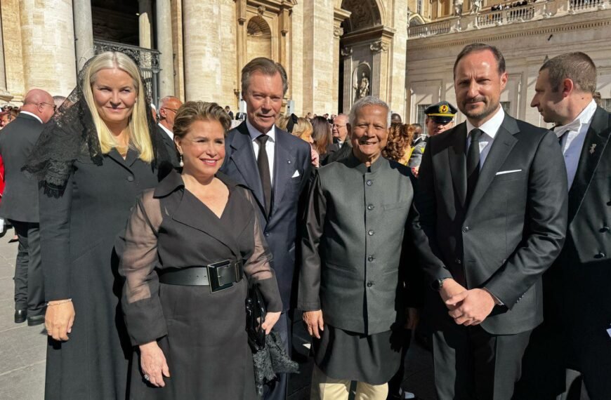 Chief Adviser attends Pope Francis’ funeral with world leaders