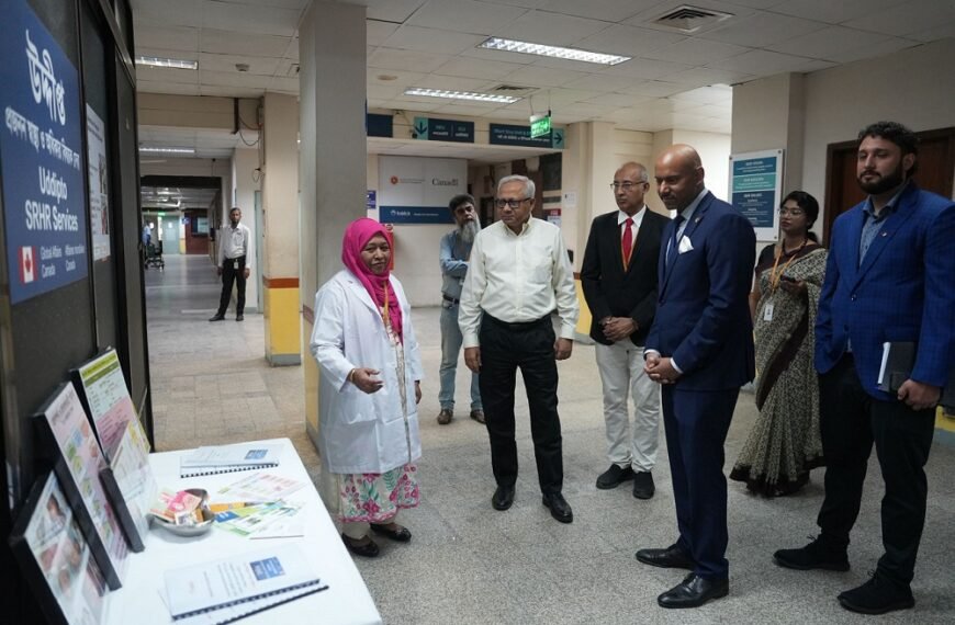 Canadian High Commissioner visits icddr,b:…