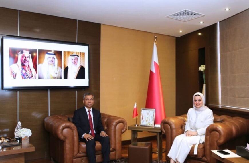 Bangladesh Ambassador to Bahrain pays courtesy call on Bahraini Minister of Youth Affairs