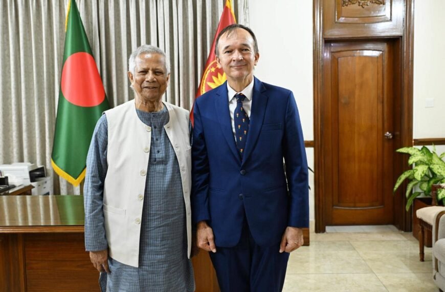 Dutch Head of Mission pays…