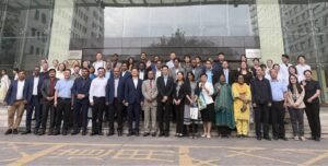 Bangladesh media delegates visit Kunming hospital