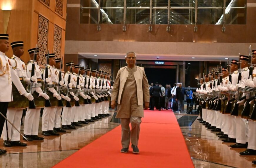 Malaysia extends red carpet welcome to Chief Adviser