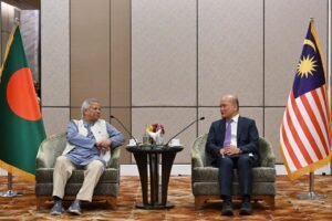 Axiata Group Malaysia Chairman Meets Bangladesh Chief Adviser…
