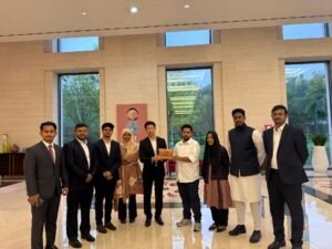 NCP delegation visits Huawei exhibition center during China…