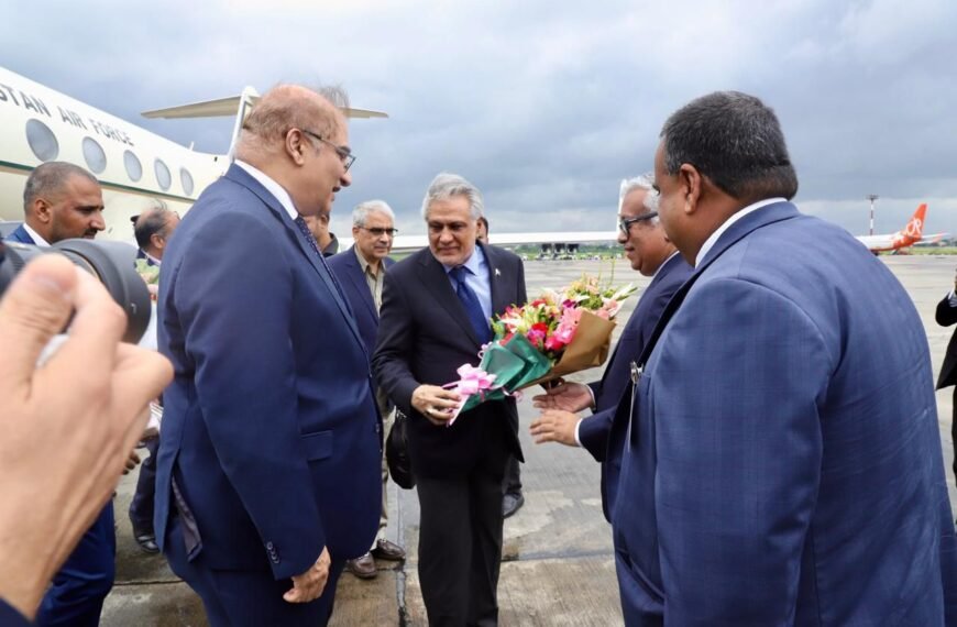 Deputy Prime Minister and Foreign Minister of Pakistan arrives in Dhaka on a three-day visit