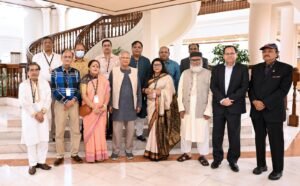 Chief Adviser meets Hindu religious leaders on preparations…