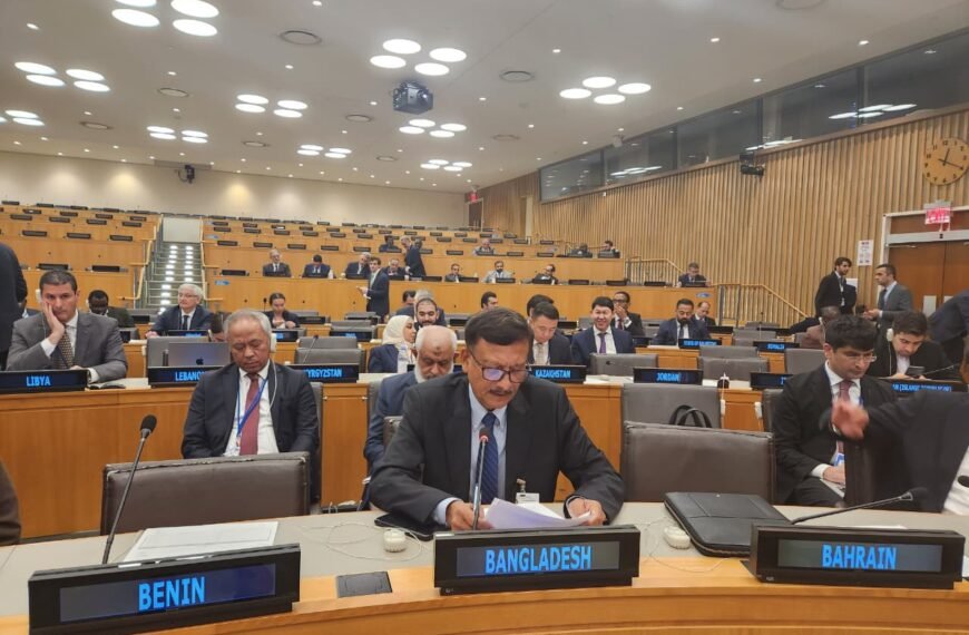 Foreign Affairs Adviser attends OIC…