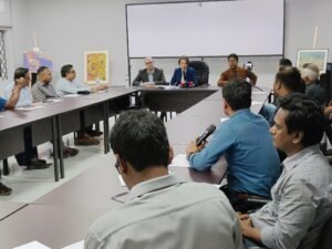 Russian House in Dhaka hosted a roundtable with…