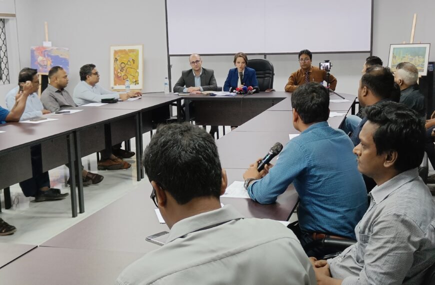 Russian House in Dhaka hosted a roundtable with leading journalists from Bangladeshi Media