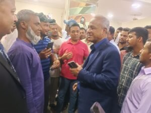 Home Affairs Adviser visits Bangladesh Embassy in Doha,…