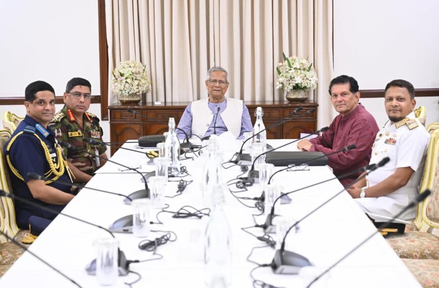 Chief of the three services meets the Chief Advisor, discusses election preparations