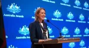 Australian High Commissioner congratulates 60 Bangladeshi students selected…