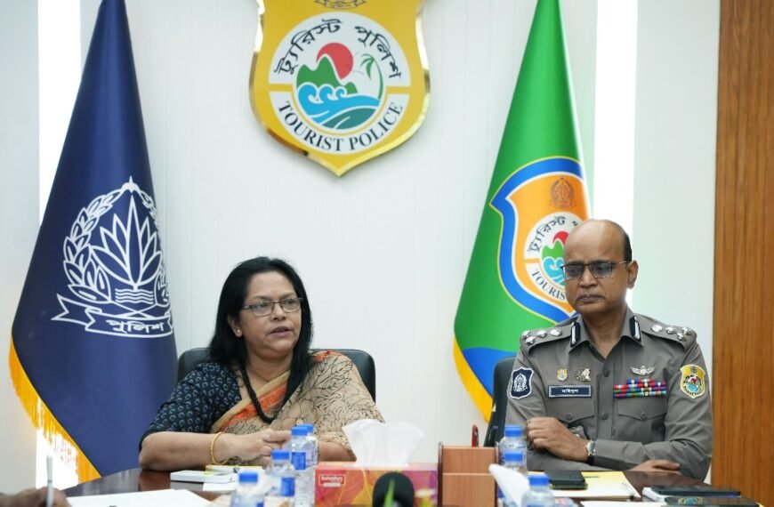 Tourist Police holds meeting with…