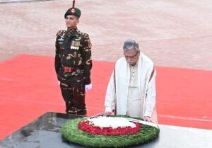President pays tribute to the martyred intellectuals at&hellip;