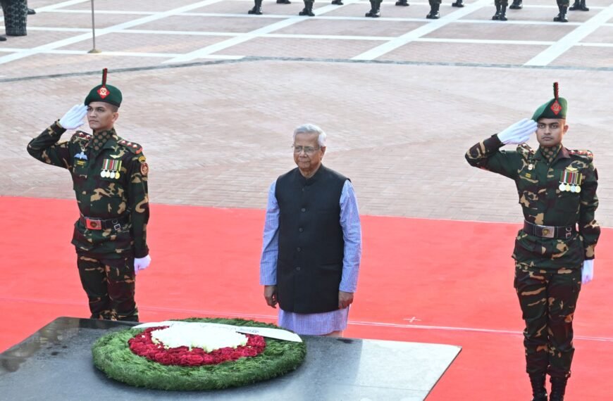 Chief Adviser pays tribute at Martyred Intellectuals Memorial on Martyred Intellectuals Day