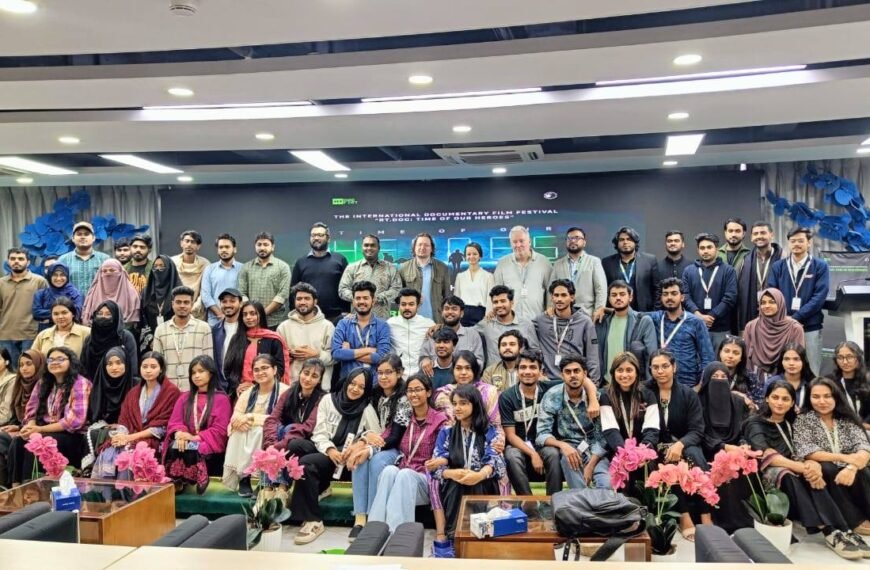 ‘RT.DOC: Time of Our Heroes’ Screening Held at Daffodil International University under the Initiative of Russian House in Bangladesh