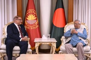 Pakistan High Commissioner Calls on Chief Adviser