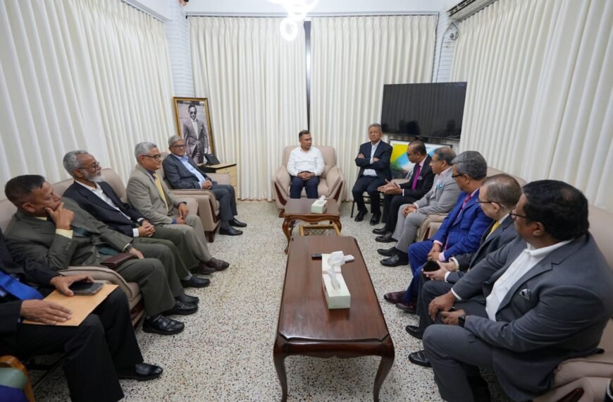 DSE Brokers Association delegation pays courtesy call on BNP Chairman Tarique Rahman
