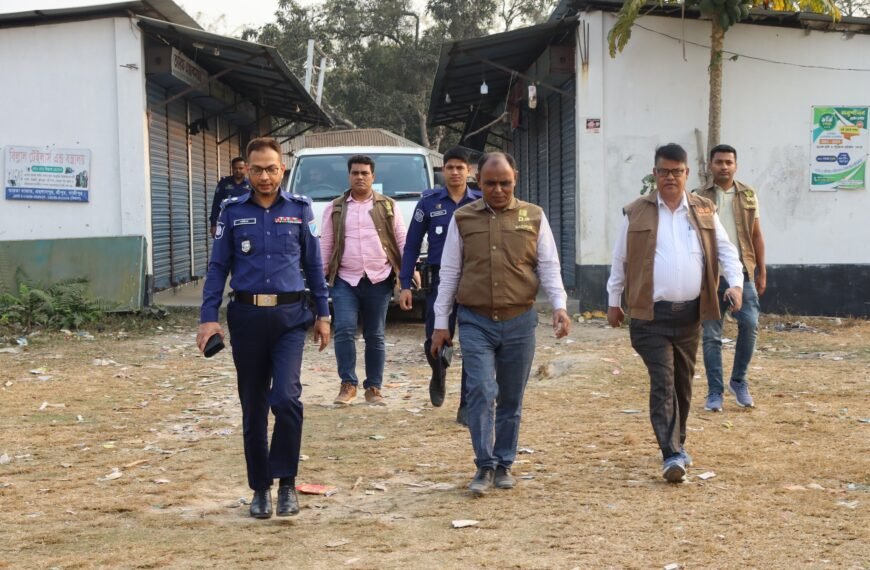 Gazipur Police Superintendent visits polling stations in Gazipur ahead of 13th National Parliament Election and Referendum-2026