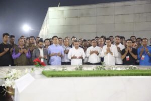 Tarique Rahman ends election campaign by visiting graves&hellip;