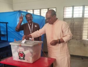 Kazi Sayedul Alam Babul casts his vote at&hellip;