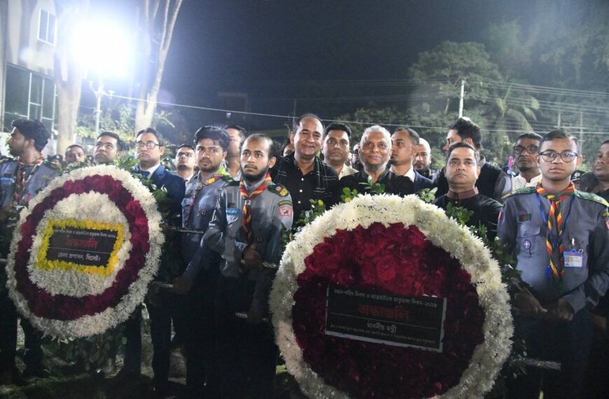 Minister of Labor and Employment pays tribute to language martyrs