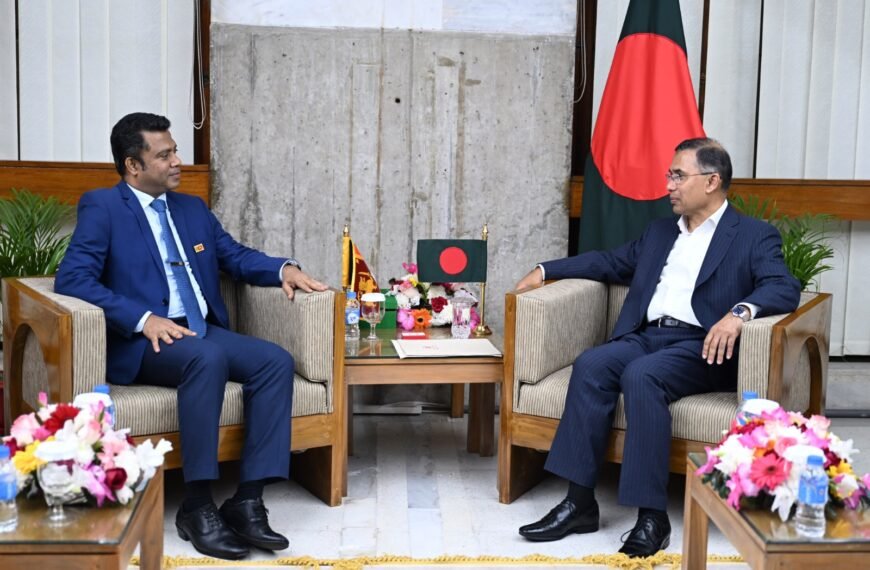 Sri Lankan Health Minister meets newly elected Prime Minister
