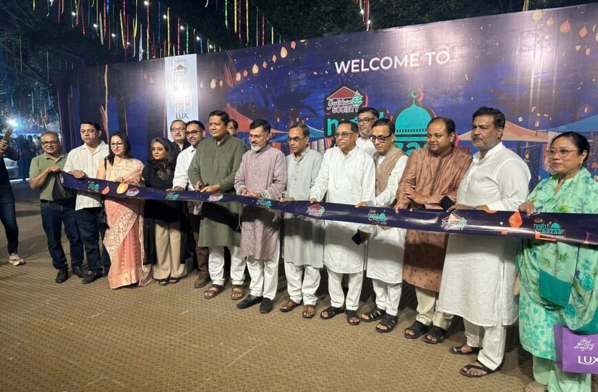 Dhaka North City Corporation Administrator Inaugurates Night Bazaar Program Under the Initiative of Gulshan Society