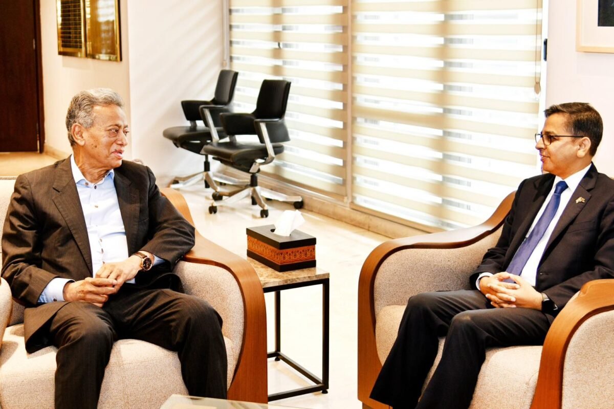 India, Bangladesh Discuss Expanding Economic and Financial Cooperation