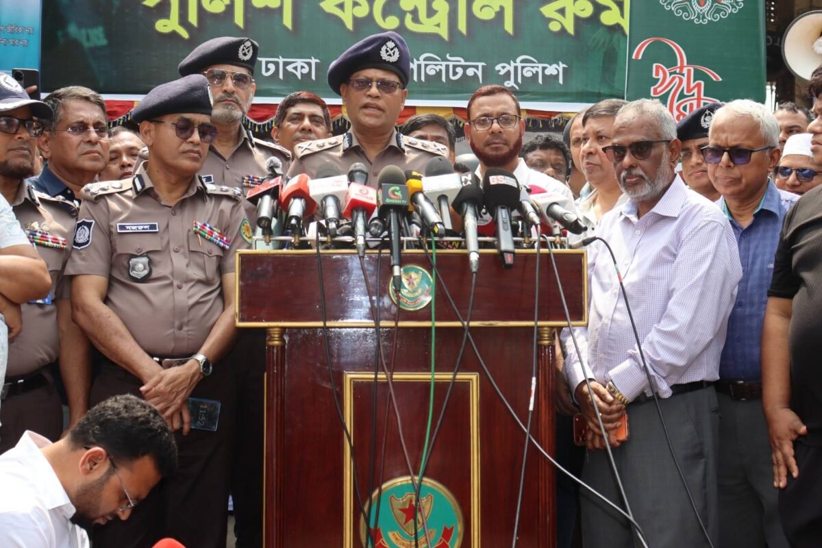 Police IGP inspects Gabtoli Terminal to ensure safe&hellip;