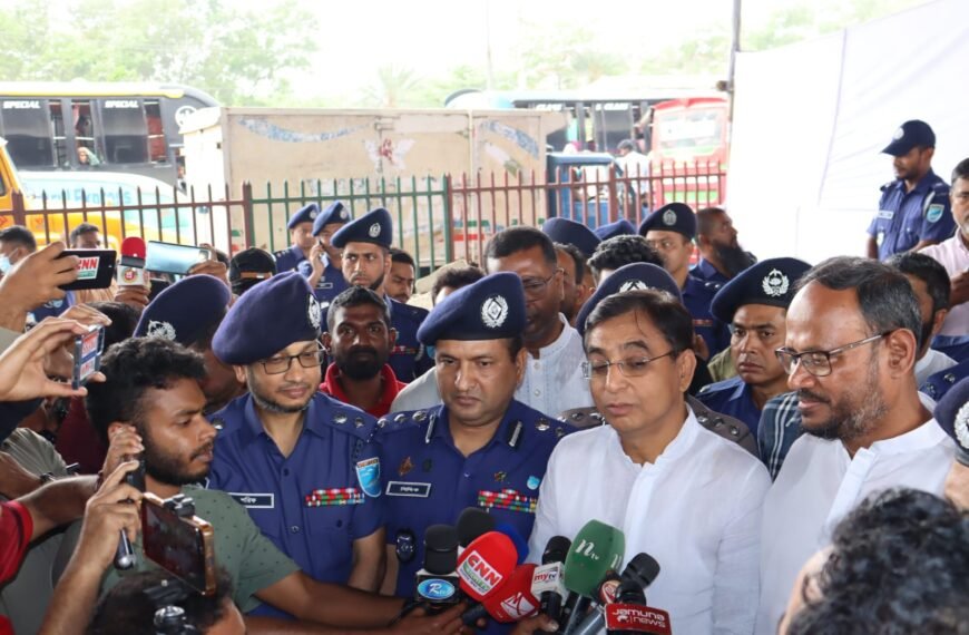 Active presence of the administration in Gazipur to control the situation on the highway to make the Eid journey comfortable