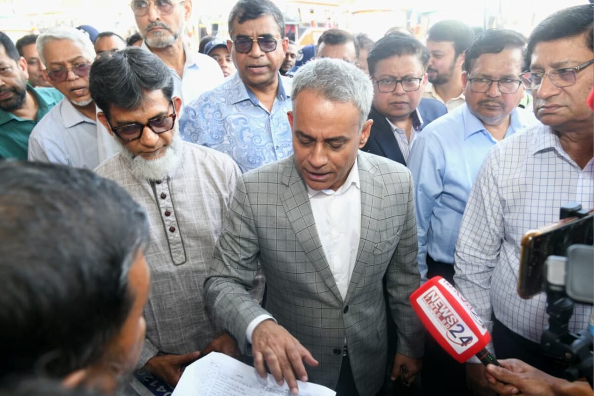 Road Minister Sheikh Rabiul Alam visits bus terminals&hellip;
