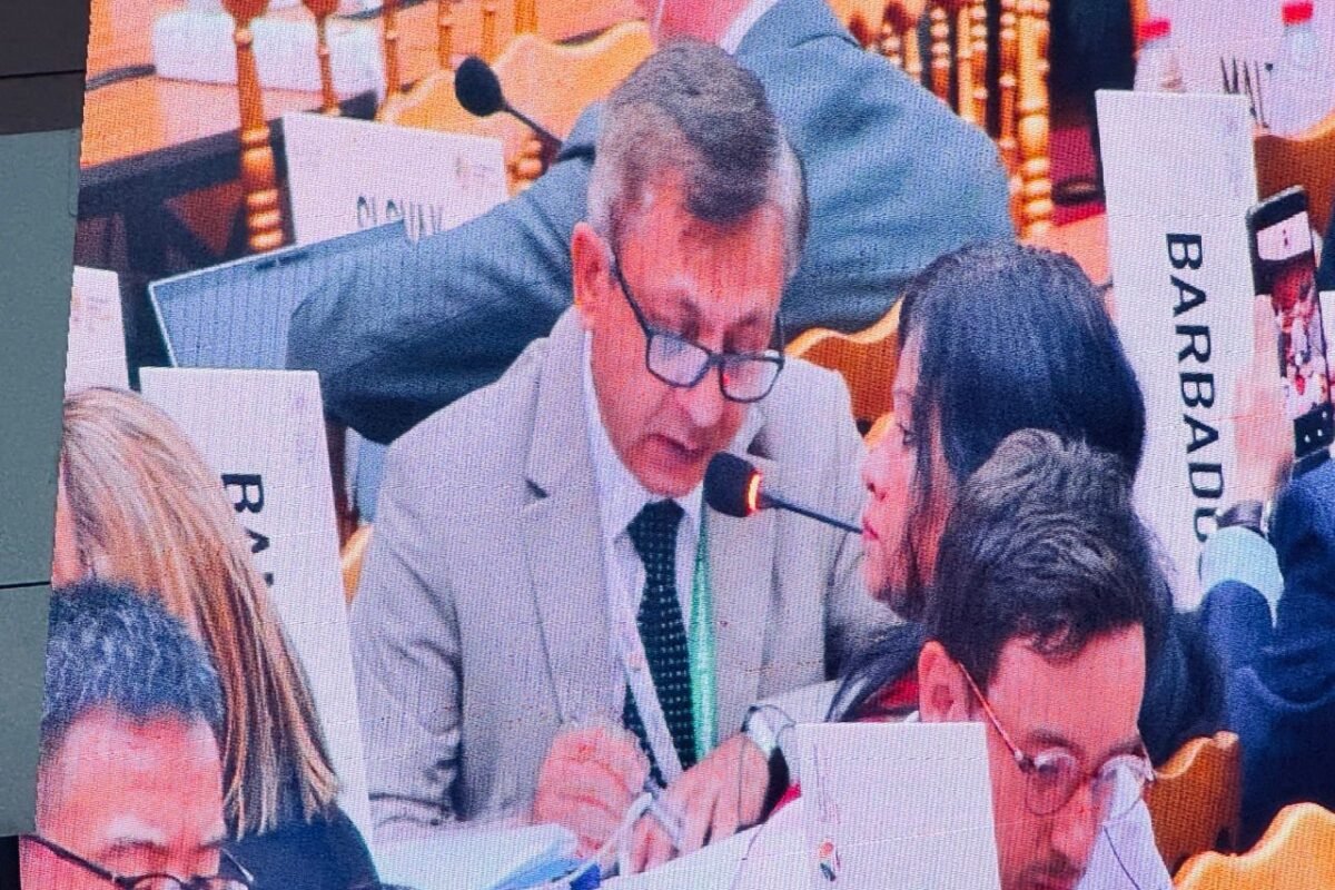 Commerce Minister calls for continuation of special privileges…