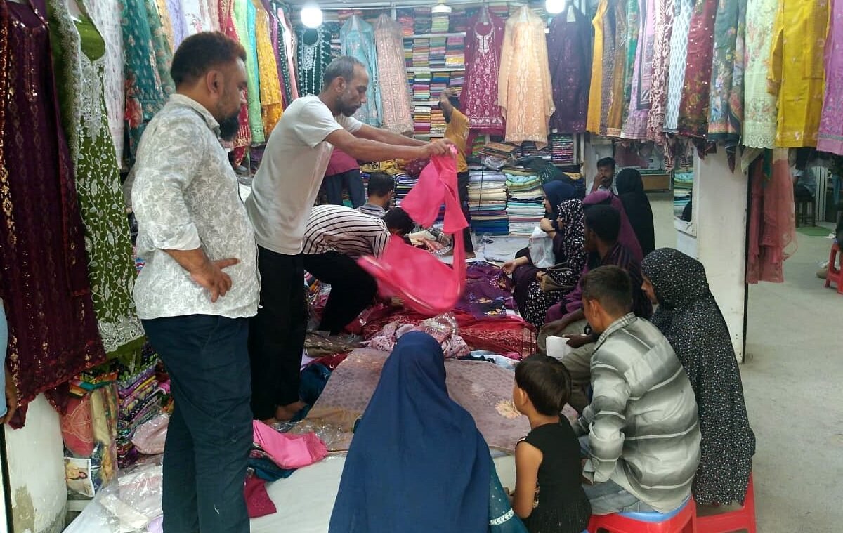 Dinajpur’s Eid market is packed at the end&hellip;
