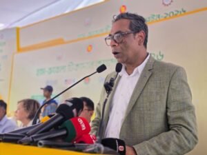 State Minister for Health urges politicians to go&hellip;