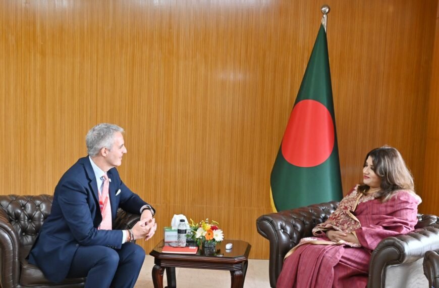 IFRC keen to strengthen humanitarian cooperation with Bangladesh