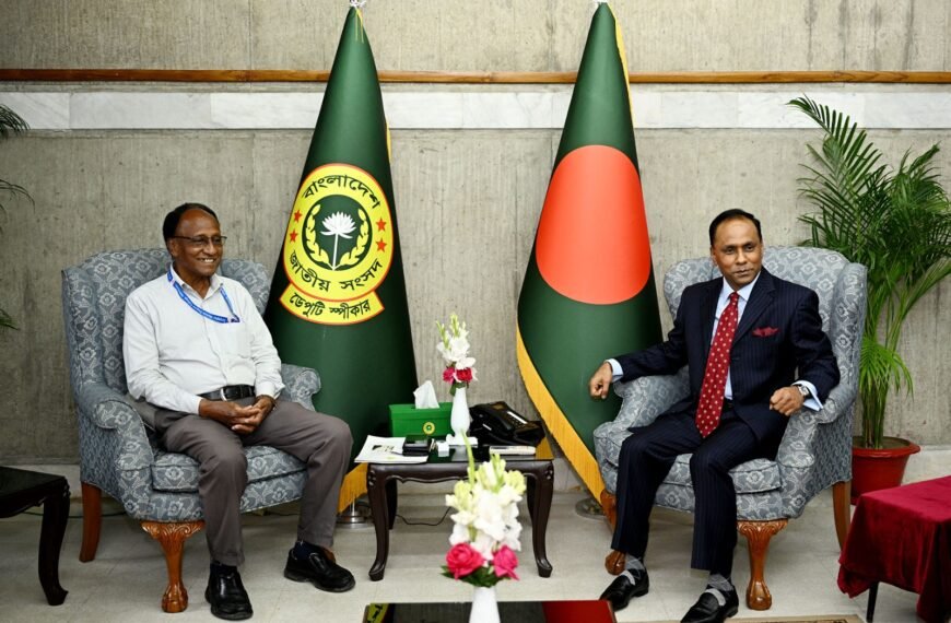 Deputy Speaker calls for students to prepare for future leadership