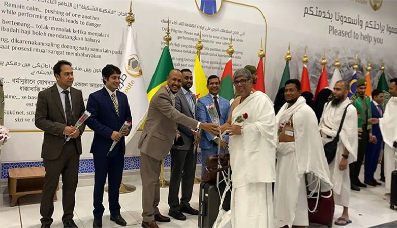 Bangladesh’s first Hajj flight arrives in Saudi Arabia