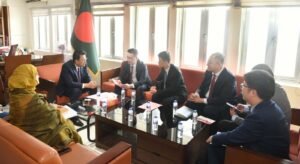 Information Minister emphasizes consensus in forming media commission