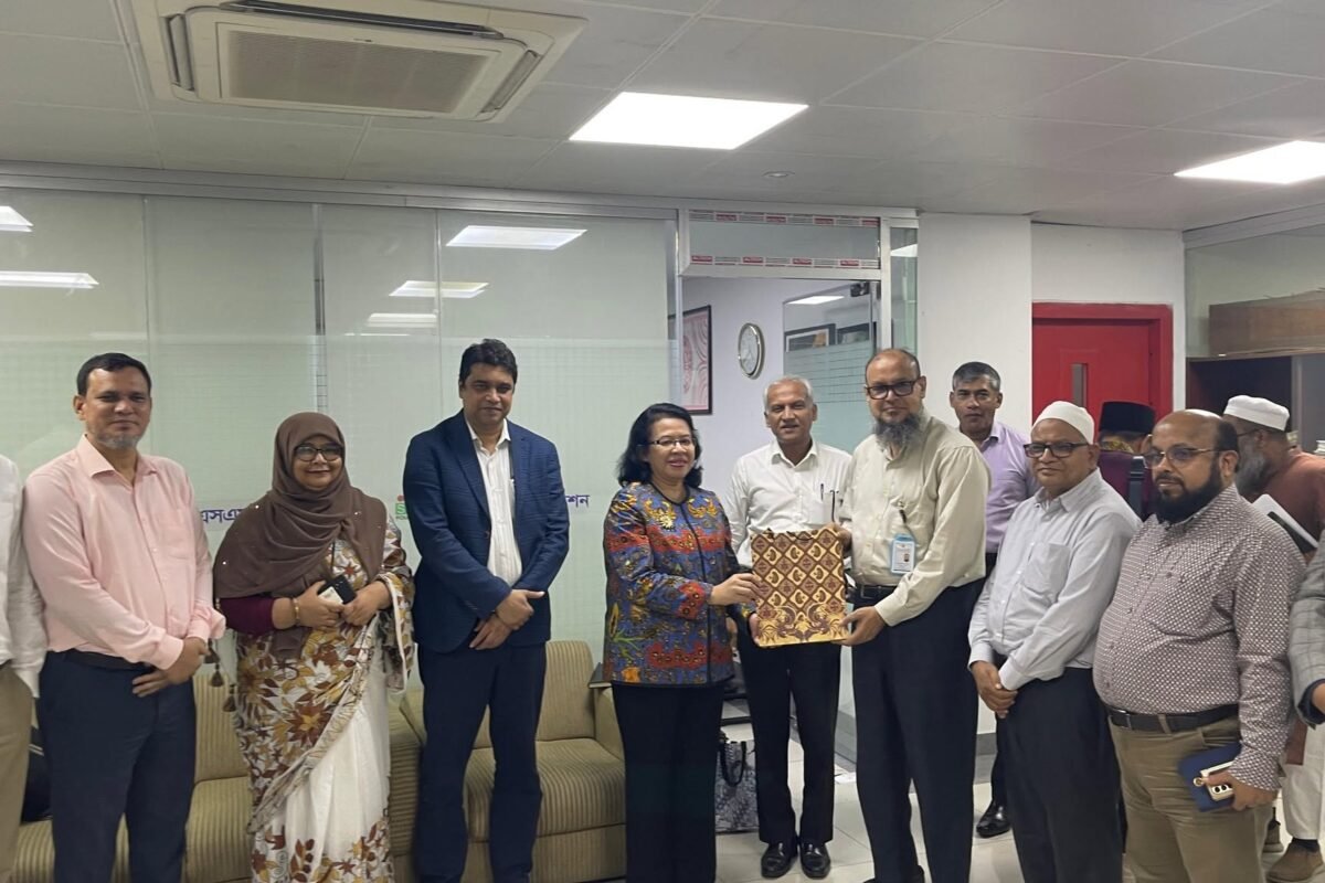 Indonesia keen to strengthen cooperation in Bangladesh’s SME&hellip;