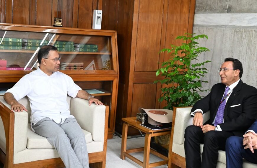 Prime Minister Tarique Rahman calls on Banglalink to make smartphones and internet affordable for customers