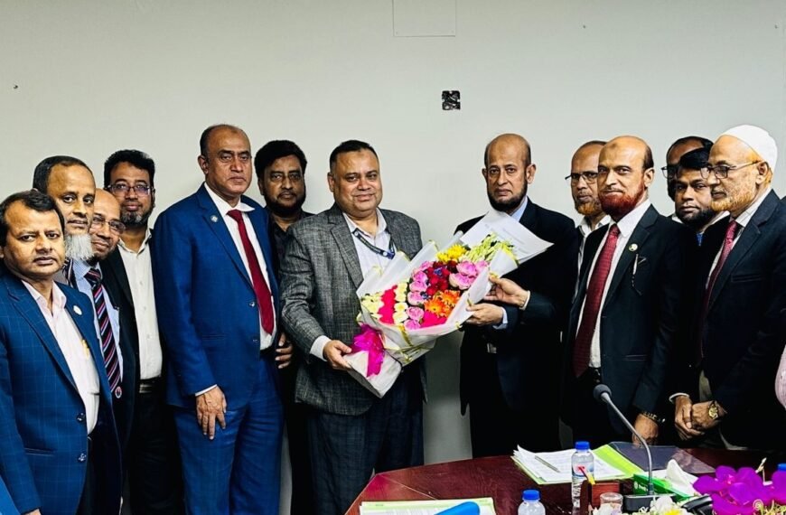 Mohammad Zahir Hossain visits Islami Bank Foundation