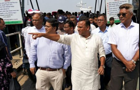 State Minister for Shipping inspects ghats and ports to ensure safe journey of passengers returning to work