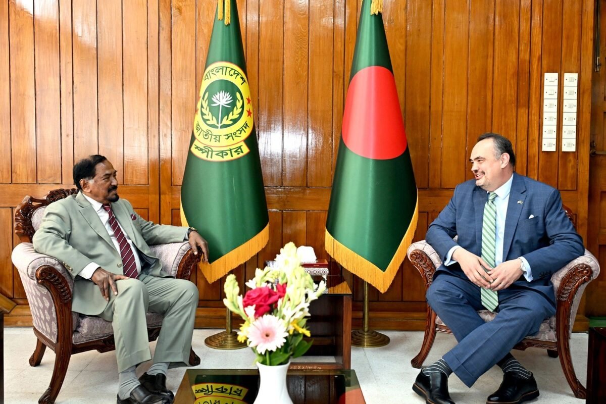 US Ambassador to Dhaka pays courtesy call on…